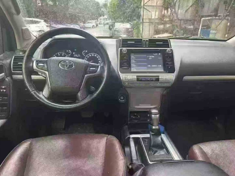 珠海20年丰田普拉多5