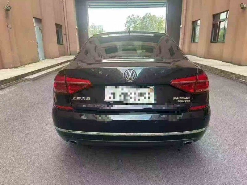 重庆16年大众帕萨特9