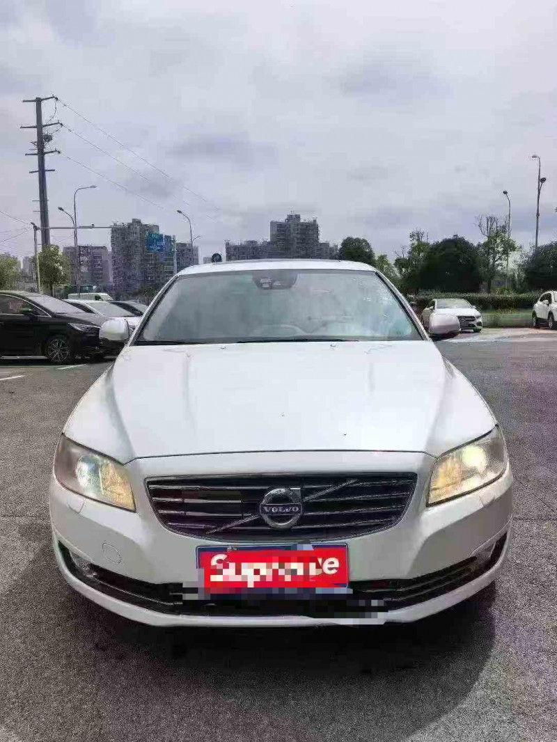 新余14年沃尔沃S80L1