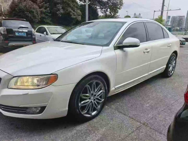 新余14年沃尔沃S80L3