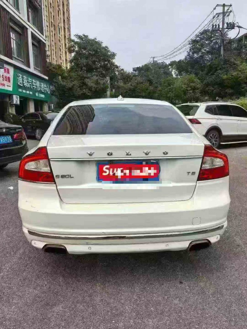 新余14年沃尔沃S80L8