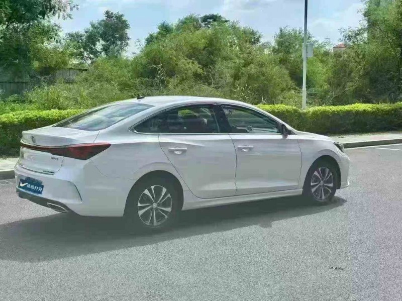 江门25年长安汽车逸动7