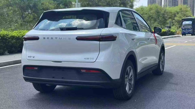 深圳25年奔腾悦意7