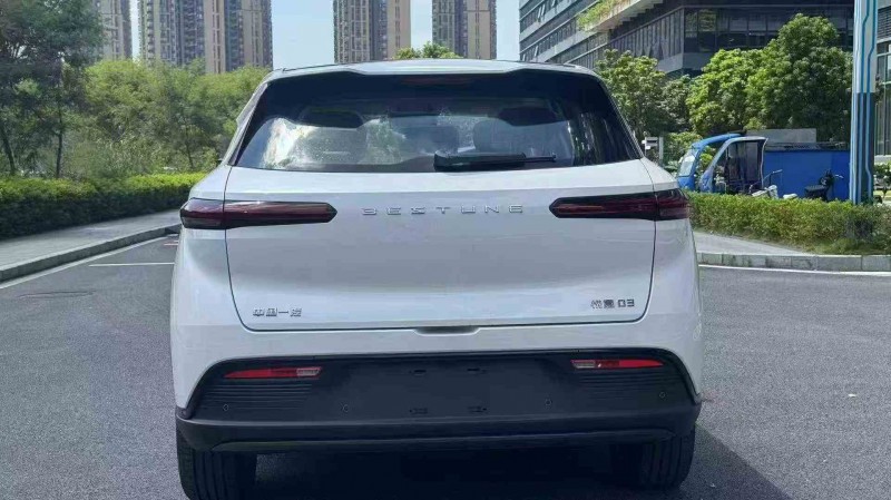 深圳25年奔腾悦意8