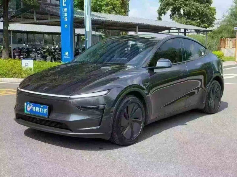 汕头25年特斯拉MODEL Y3