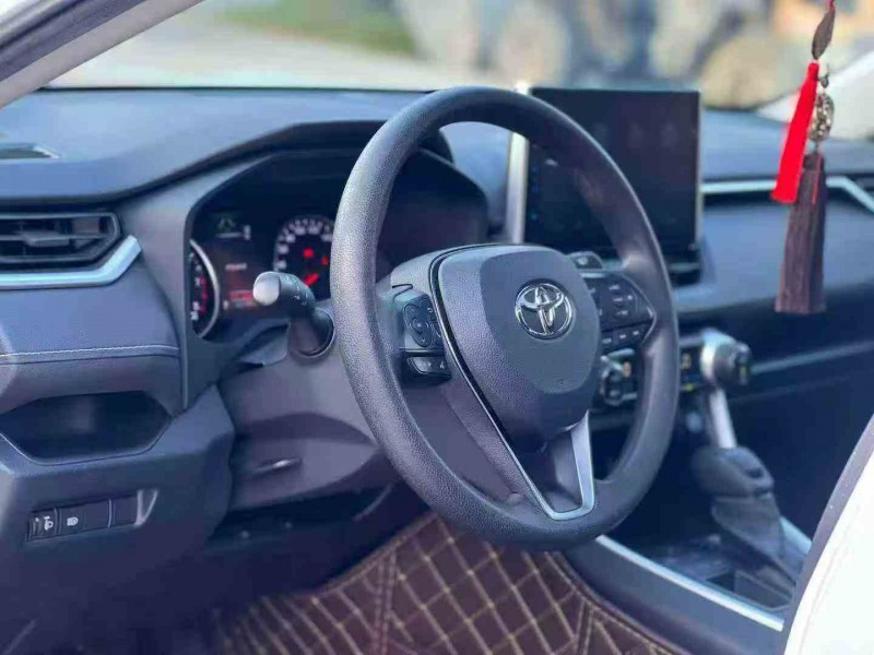 珠海20年丰田威兰达4