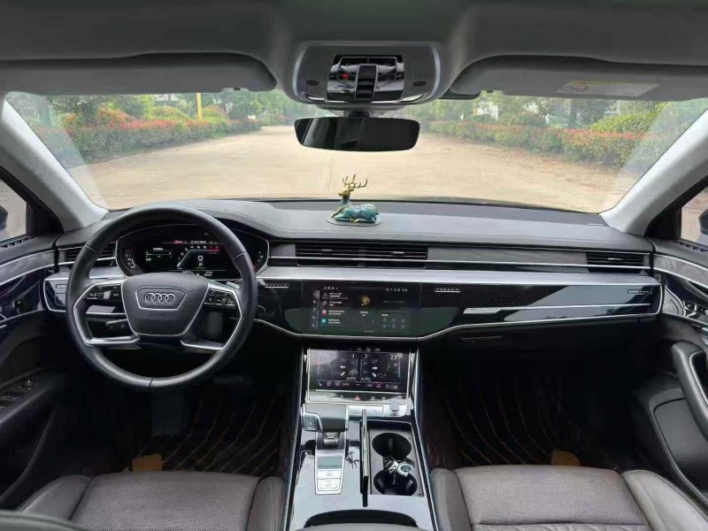 盐城22年奥迪A8L6