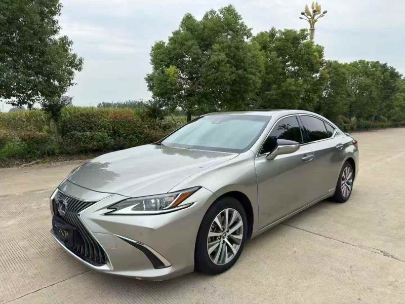 盐城19年雷克萨斯ES2