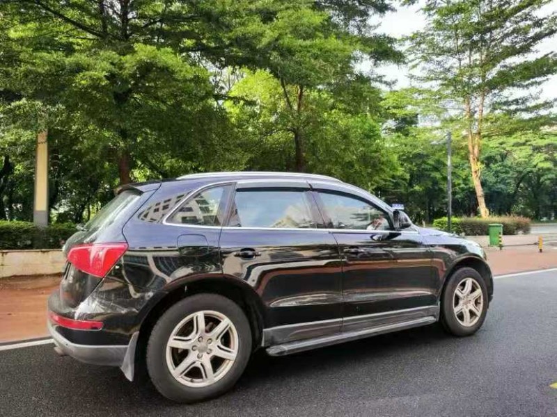 江门12年奥迪Q54