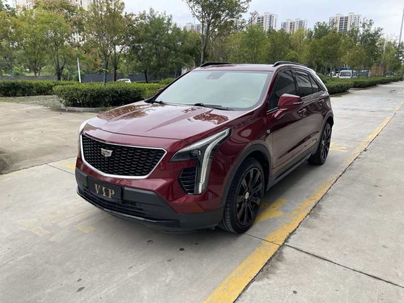 济宁19年凯迪拉克XT44