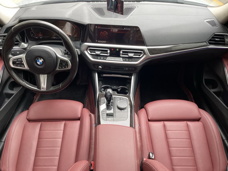 济宁21年宝马3系4