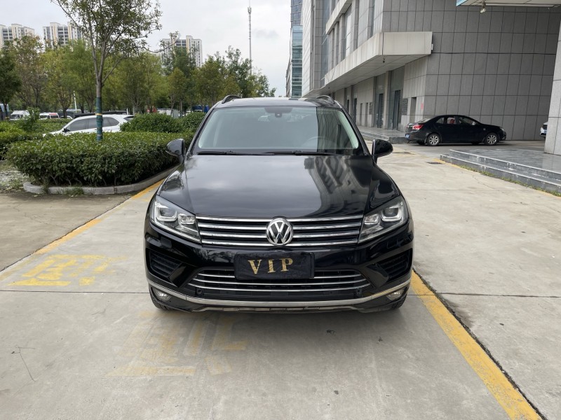 济宁17年大众途锐1