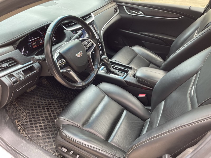 济宁19年凯迪拉克XTS9