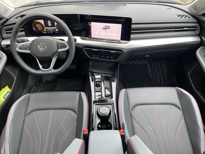 济宁24年大众凌渡6