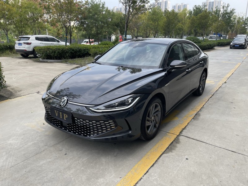 济宁24年大众凌渡7