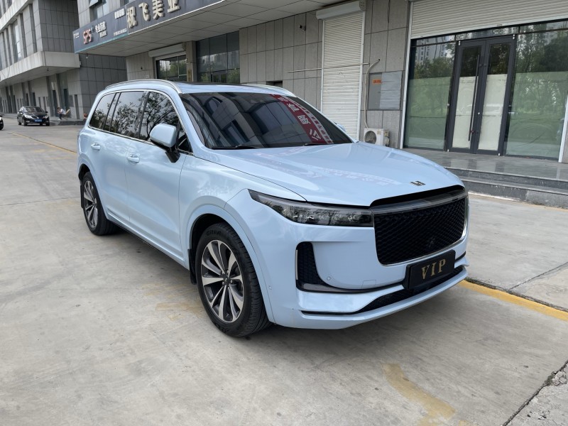 威海21年理想理想ONE3