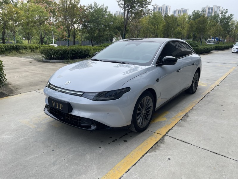 潍坊24年零跑汽车C012