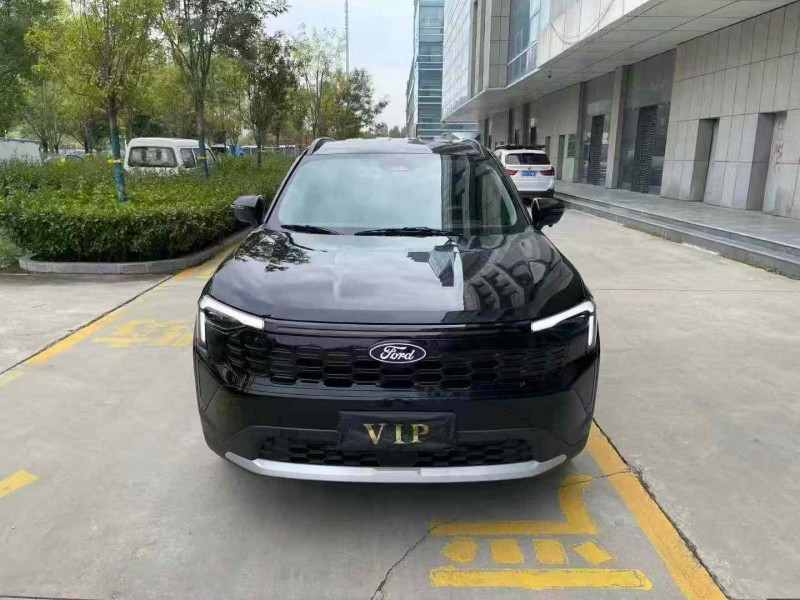 济宁25年福特领睿1