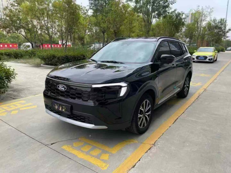 济宁25年福特领睿3