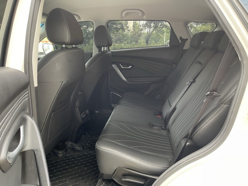 济宁19年奇瑞捷途5