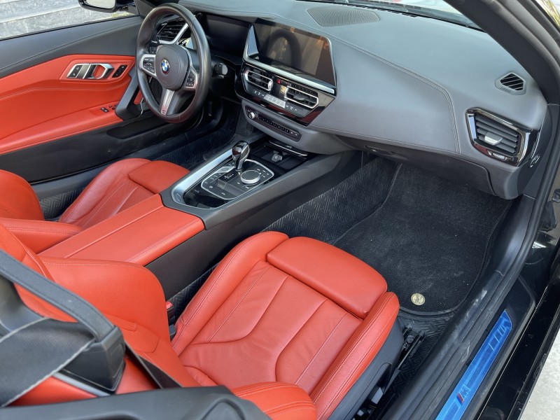 济宁23年宝马Z47