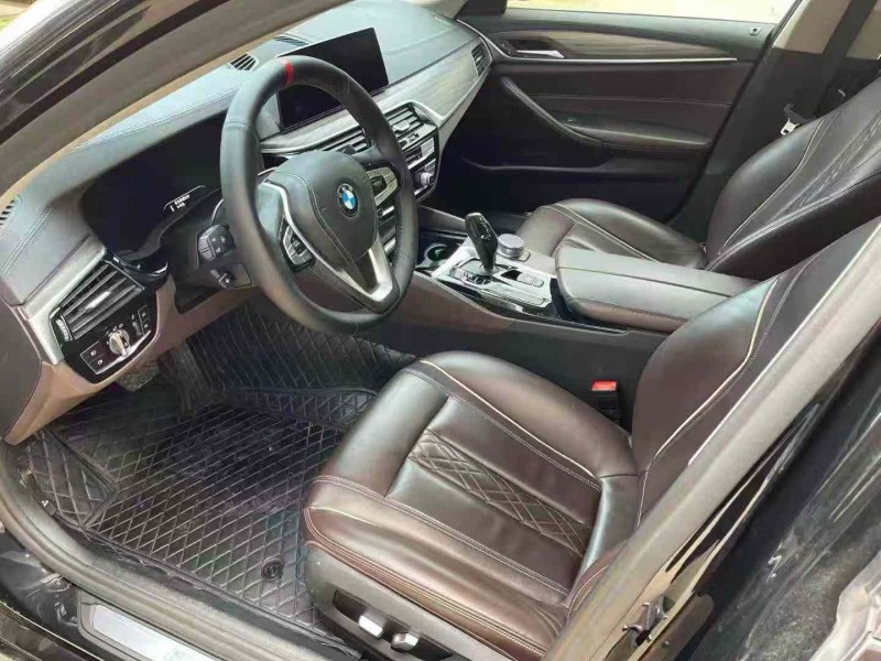 济宁19年宝马5系4