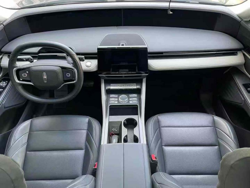 济宁24年林肯航海家6