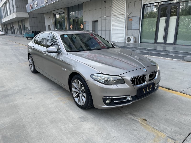 济宁17年宝马5系3