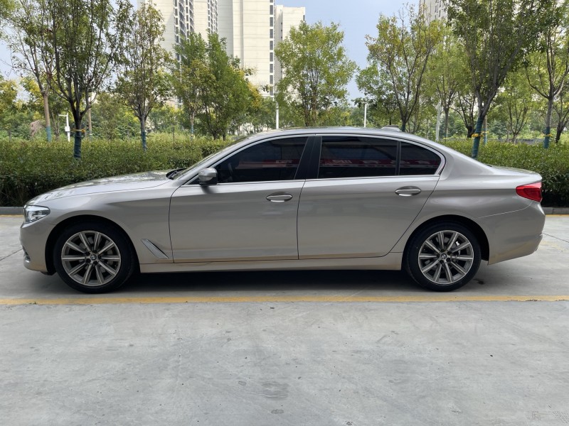 济宁18年宝马5系6
