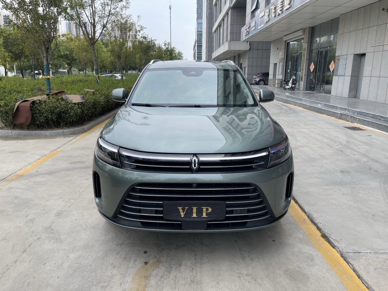 济宁23年华为智选问界1