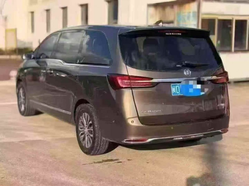 厦门21年别克GL87