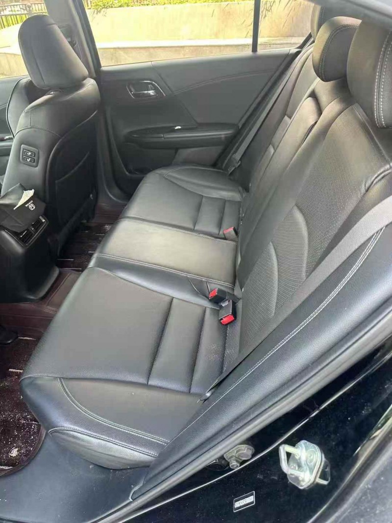 东莞15年本田雅阁6