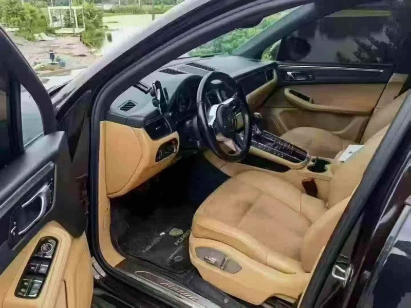 东莞18年保时捷Macan7