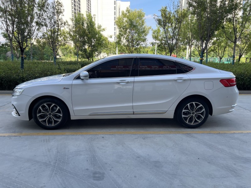 济宁18年吉利博瑞9