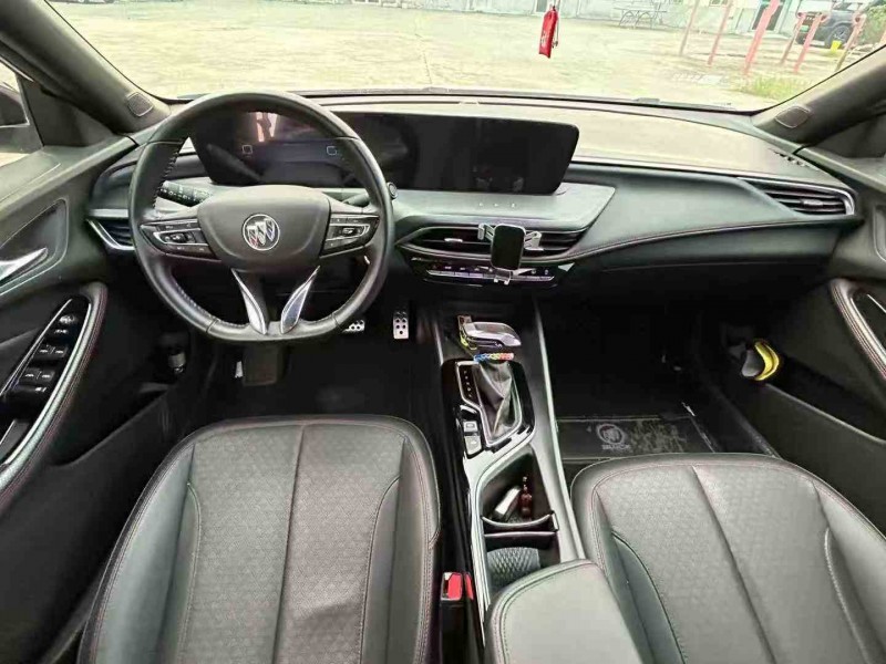 徐州23年别克威朗9