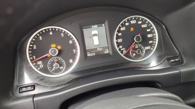 徐州14年大众途观5