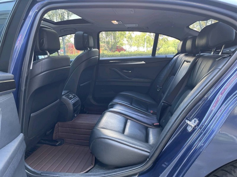 济宁13年宝马5系8