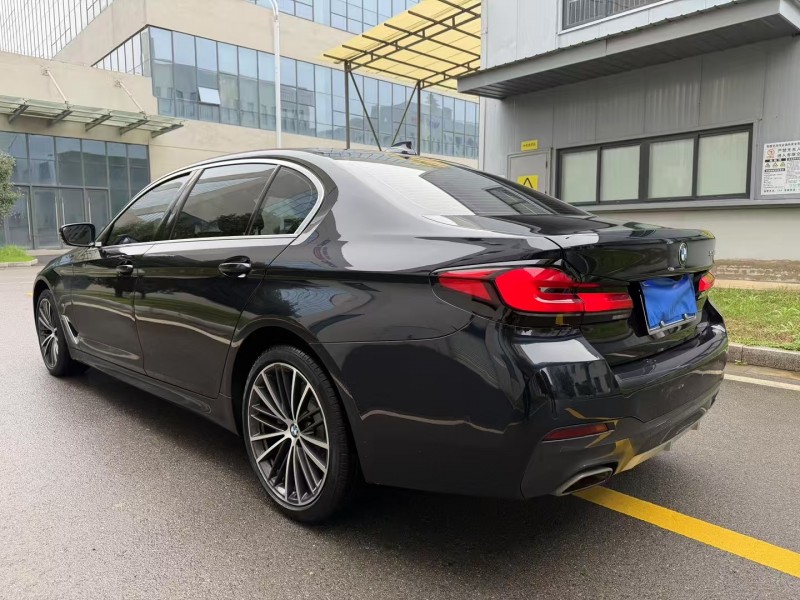 徐州21年宝马5系8