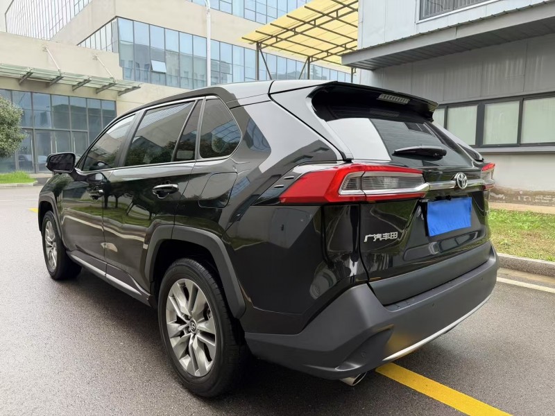 徐州23年丰田威兰达8