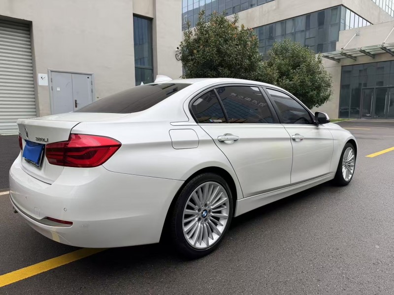 徐州18年宝马3系8