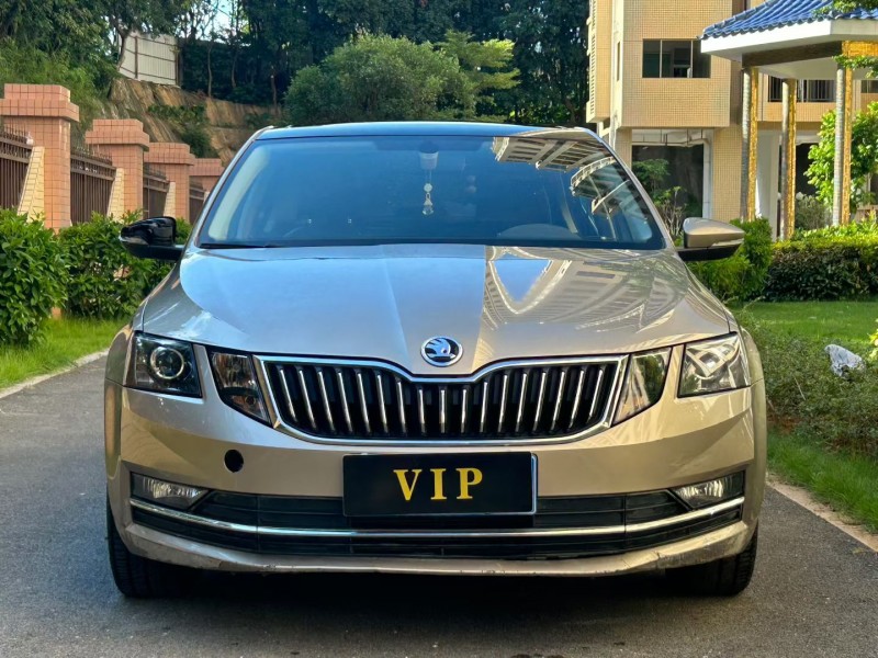 东莞18年斯柯达明锐1