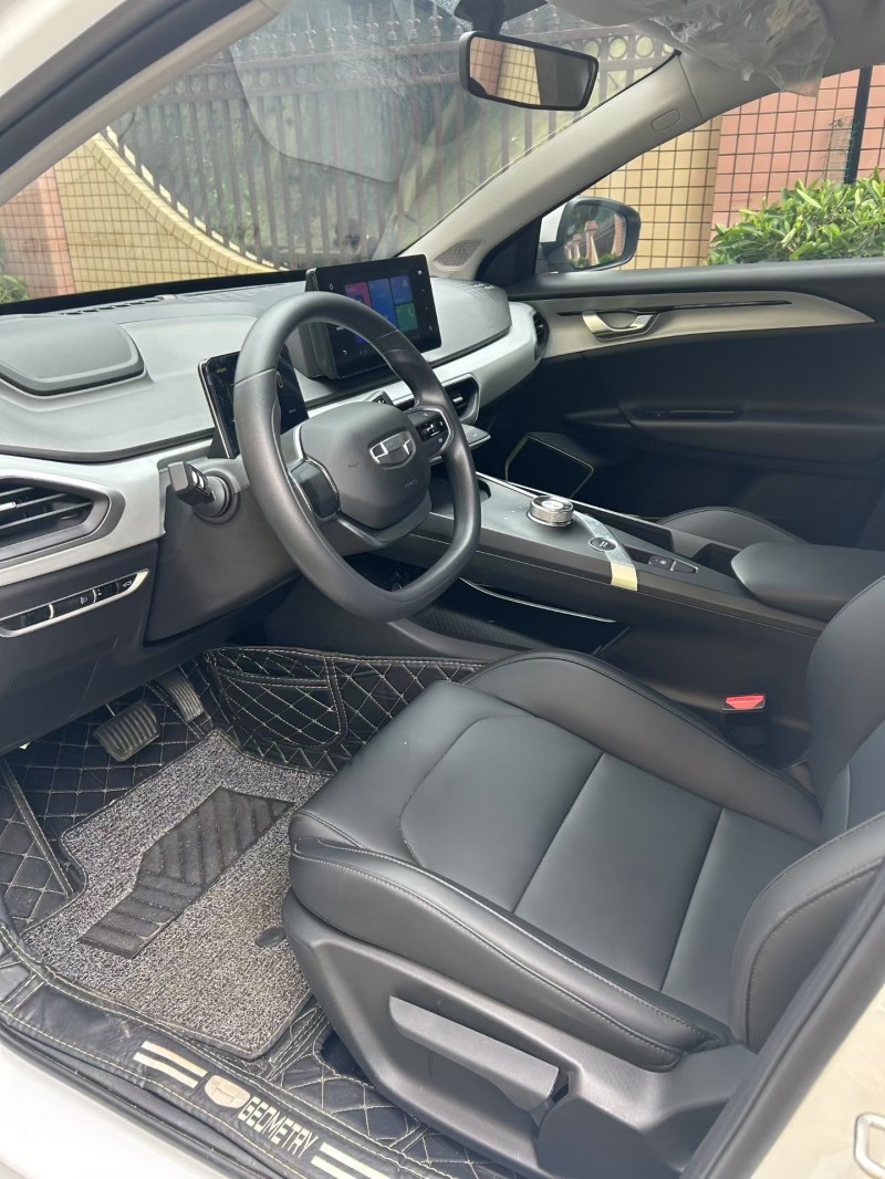 东莞24年吉利几何7