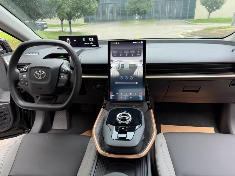 徐州23年丰田BZ4X5