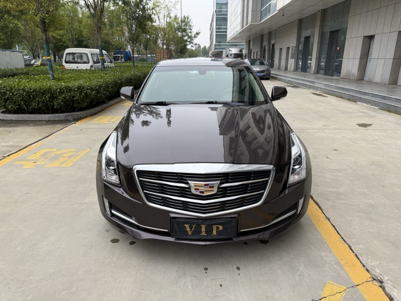 济宁17年凯迪拉克CT51