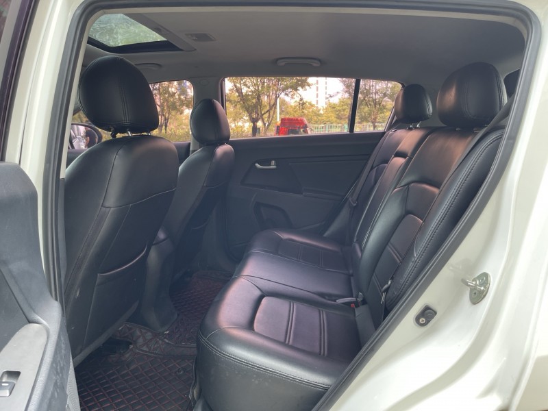 济宁16年起亚智跑4