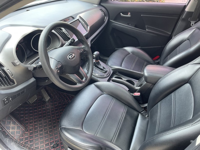 济宁16年起亚智跑7