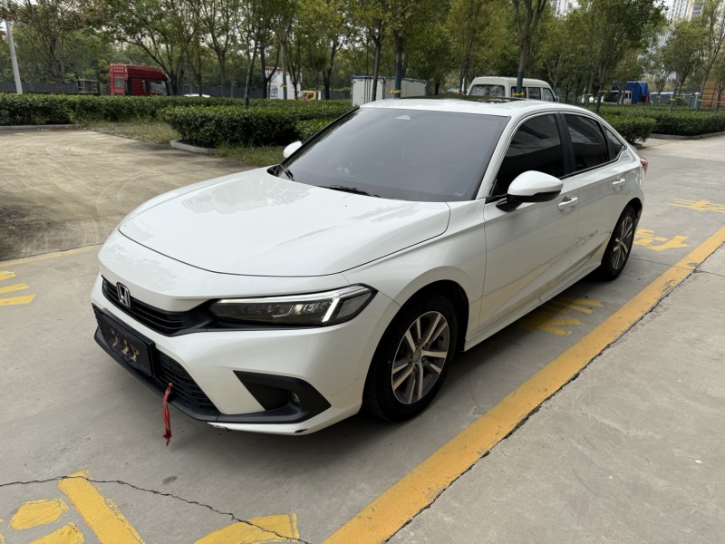 济宁24年本田思域2