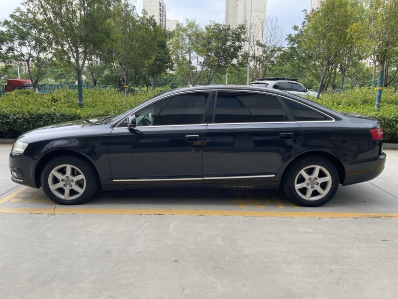 济宁12年奥迪A6L8