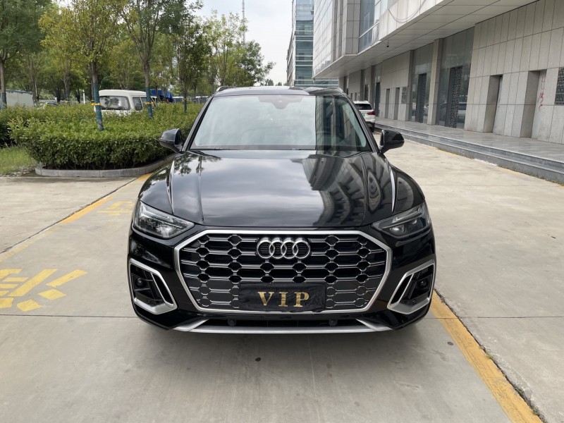 济宁22年奥迪Q51