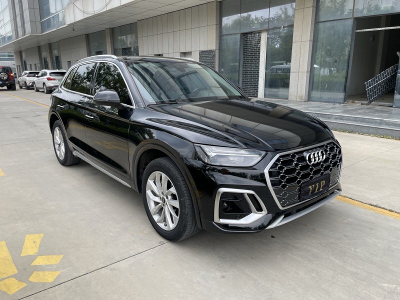 济宁22年奥迪Q52